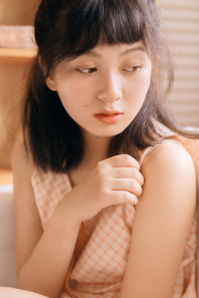 年轻善良的嫂子
